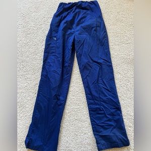 Wonder Work Maternity scrubs